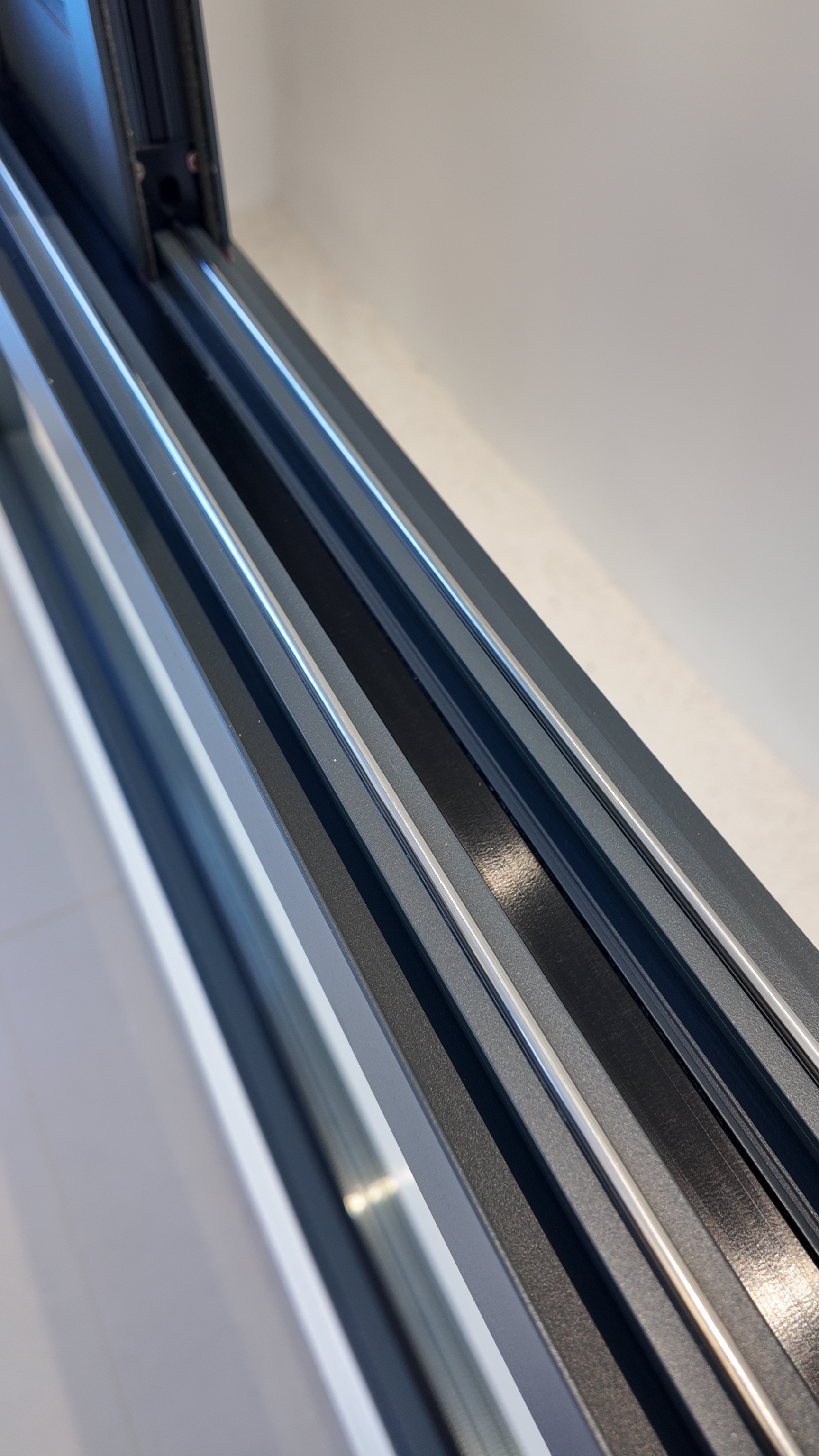 DY100 Sliding windows & doors view 9