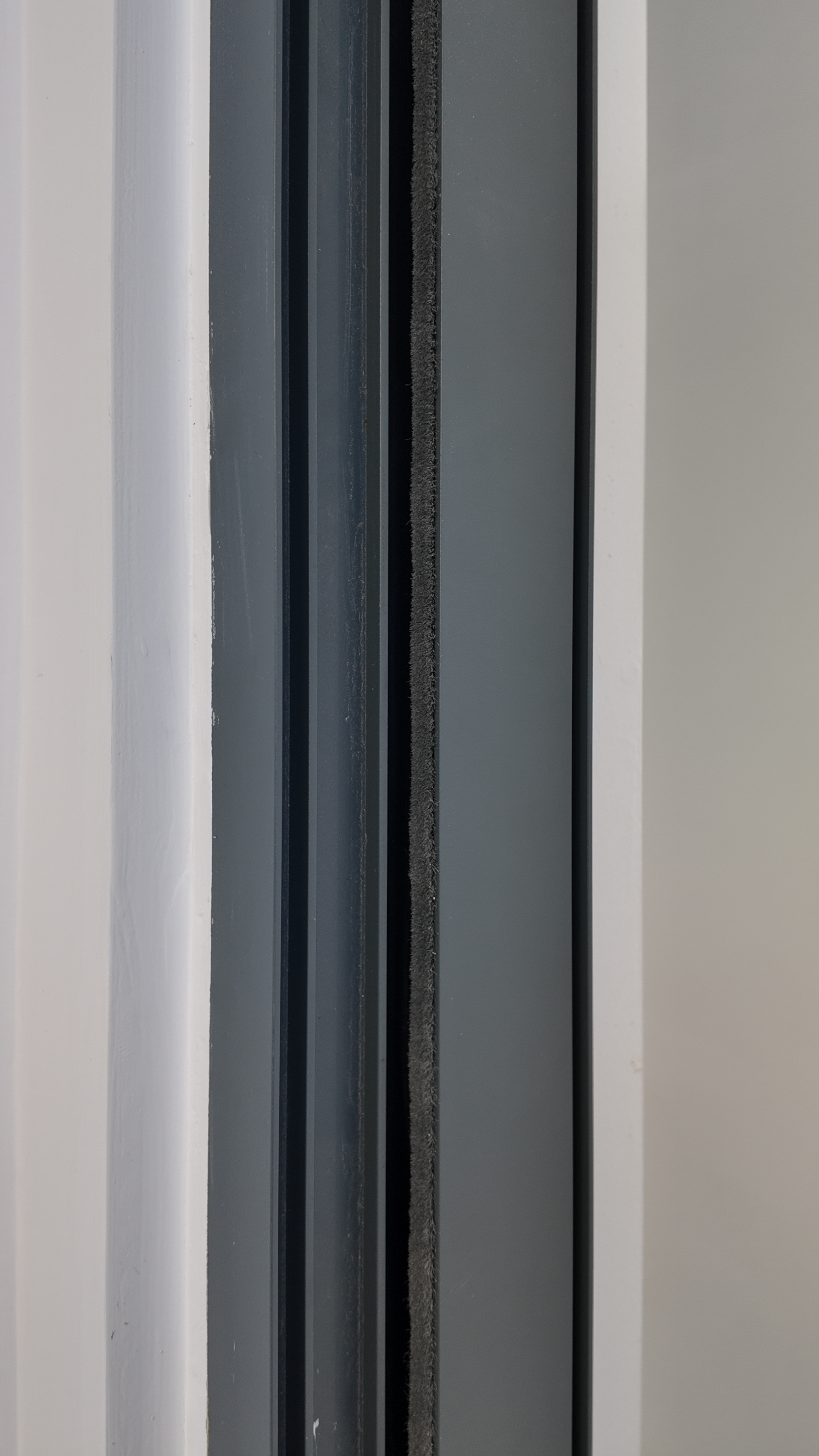 DY100 Sliding windows & doors view 2