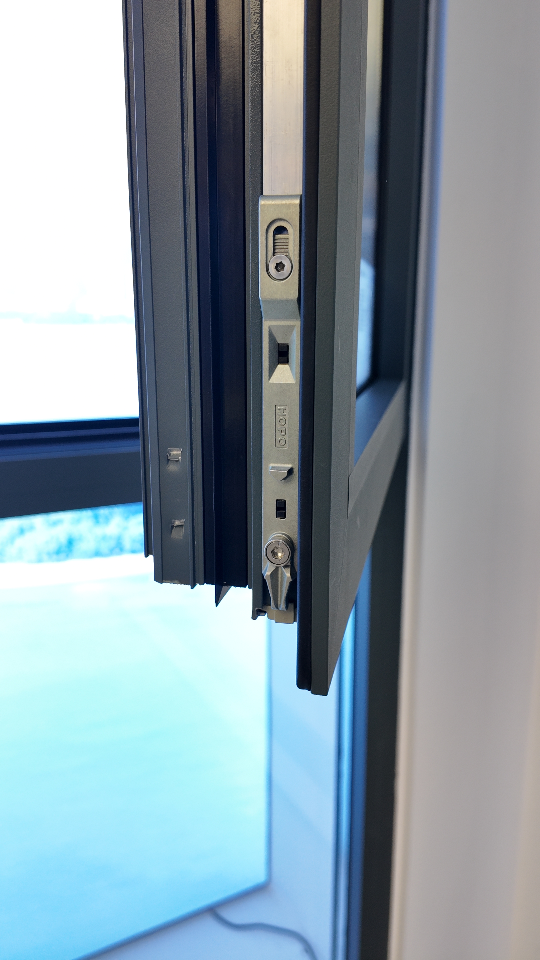 DK70 Casement windows view 8