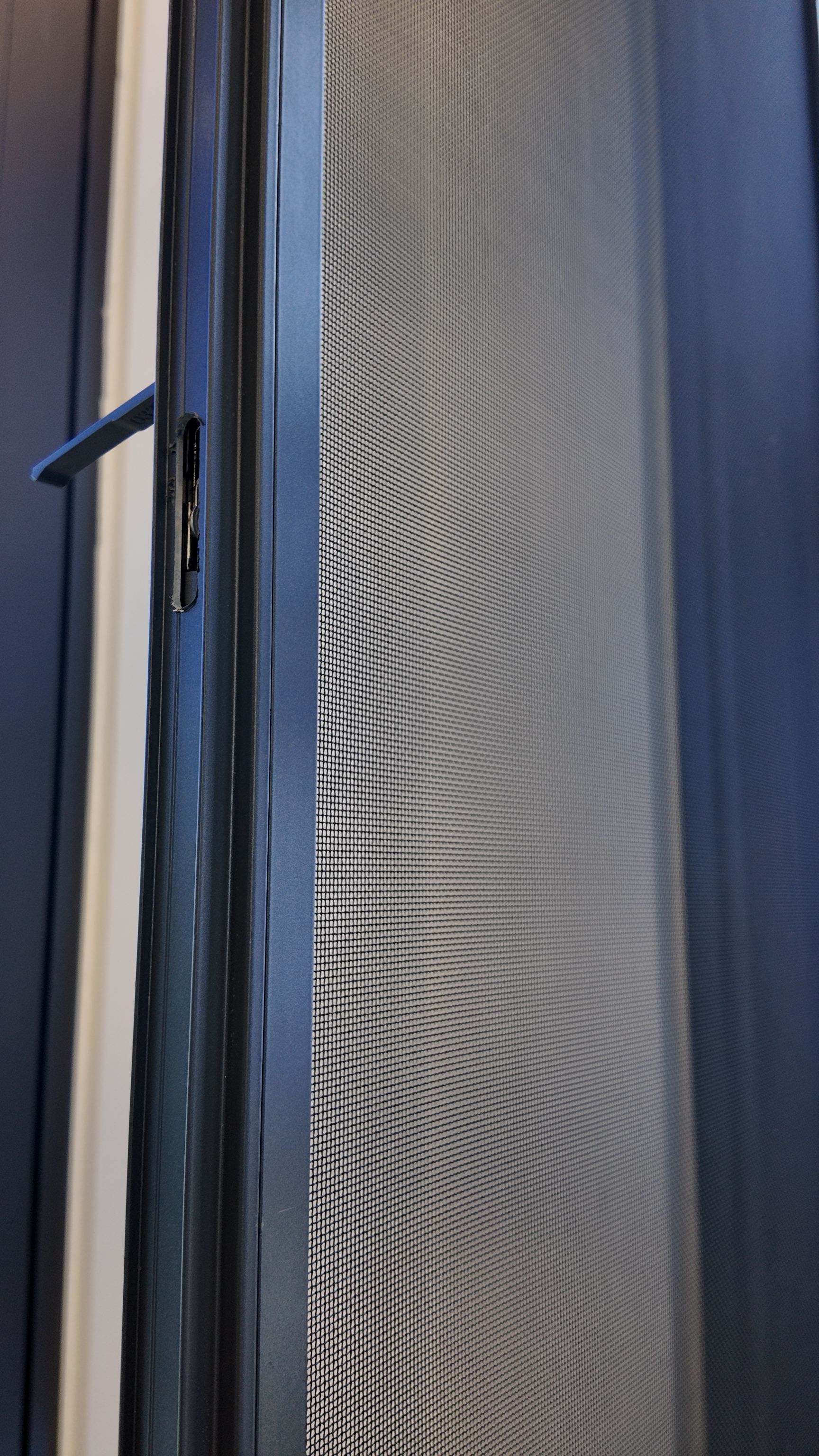 DP80 Sliding tilt window view 8