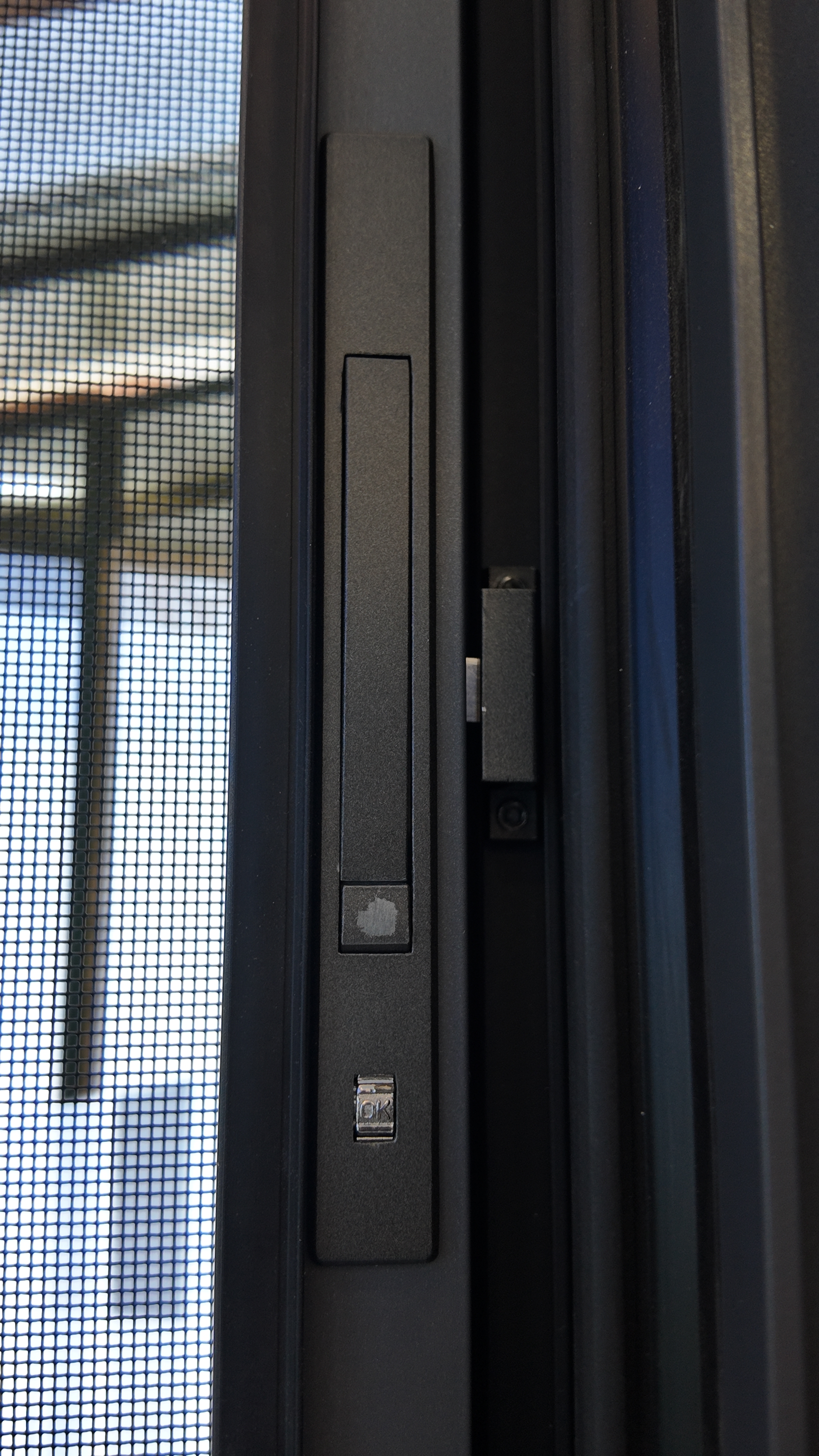 DP80 Sliding tilt window view 5
