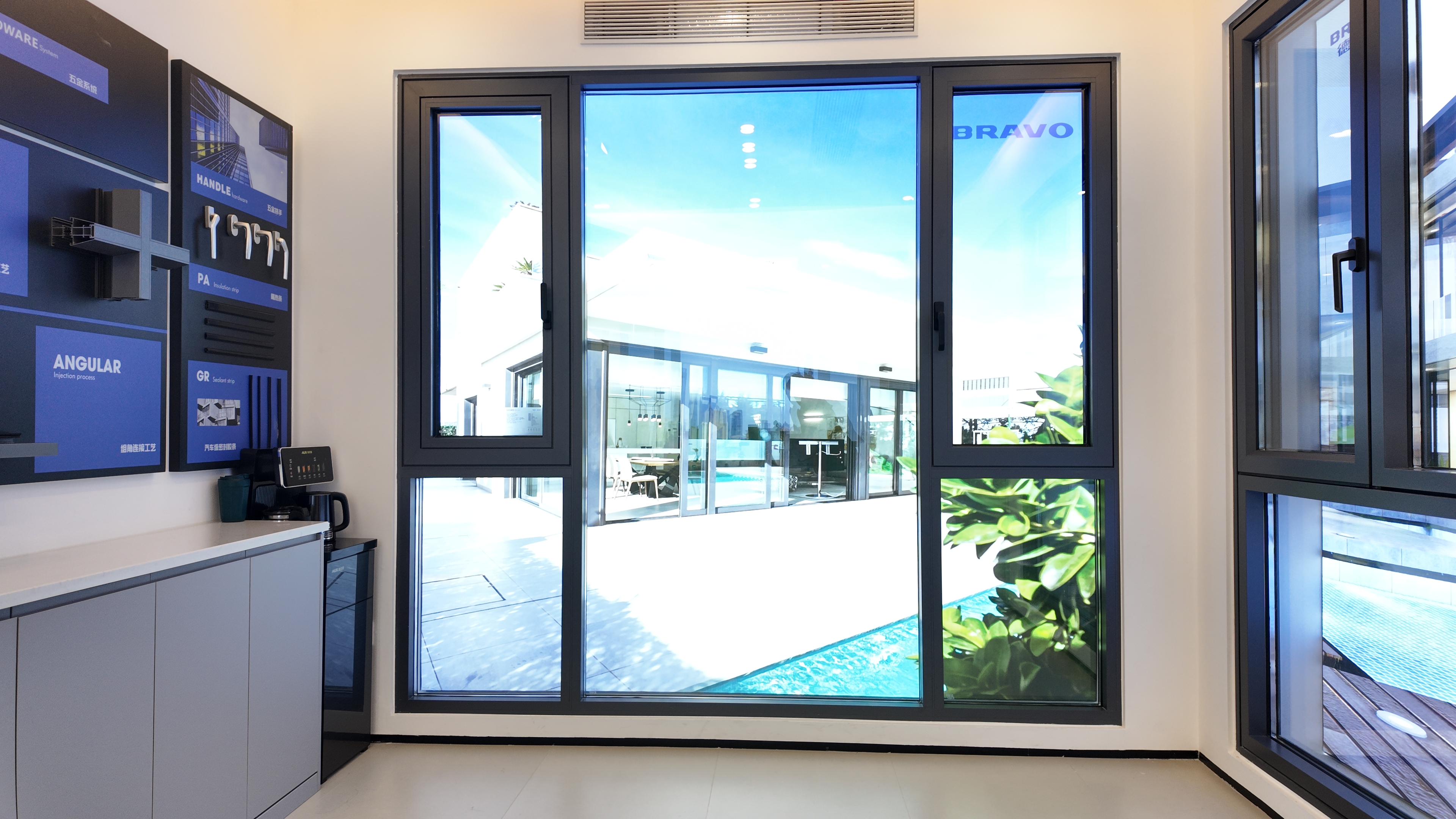 DK80 Casement windows view 4